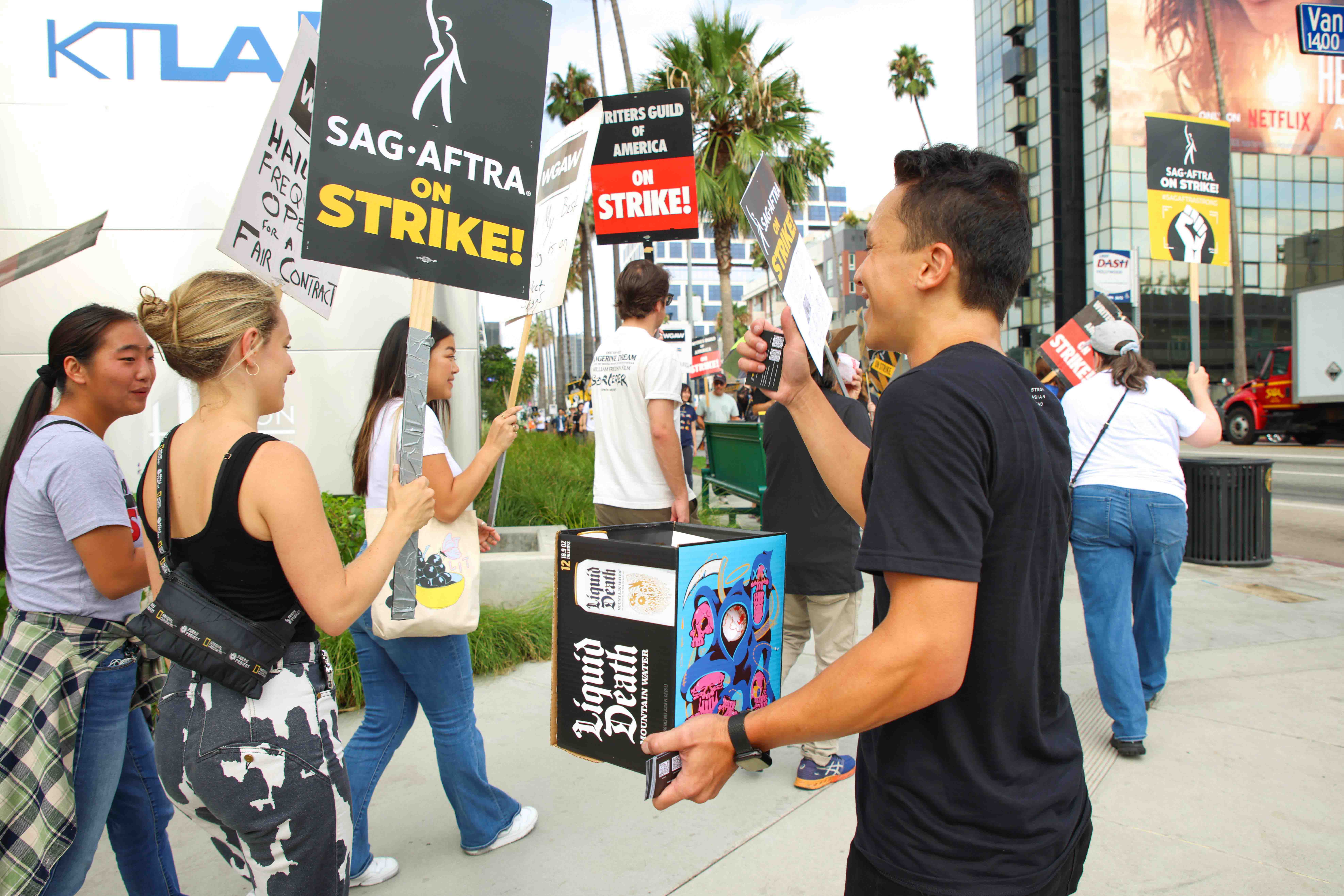 SAL Picket Party photo